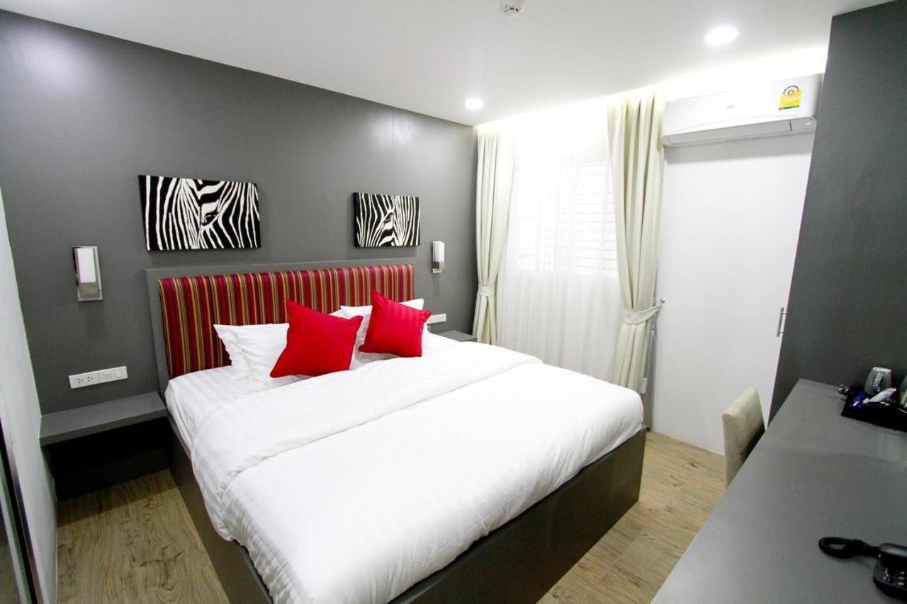 Zen Hotel Sukhumvit 20 Bangkok Exteriör bild